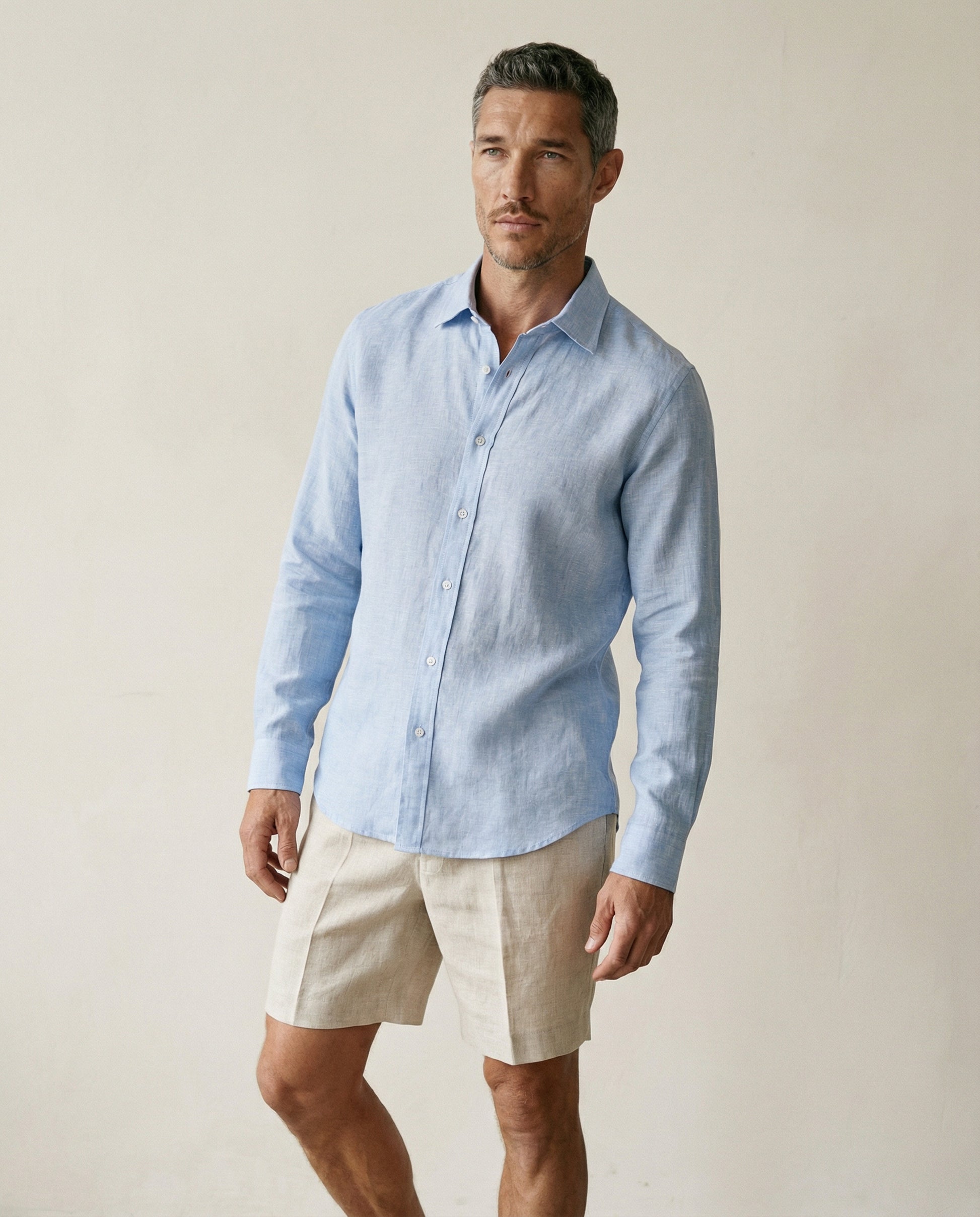 Light blue linen shirt with tailored fit, mid-length view
